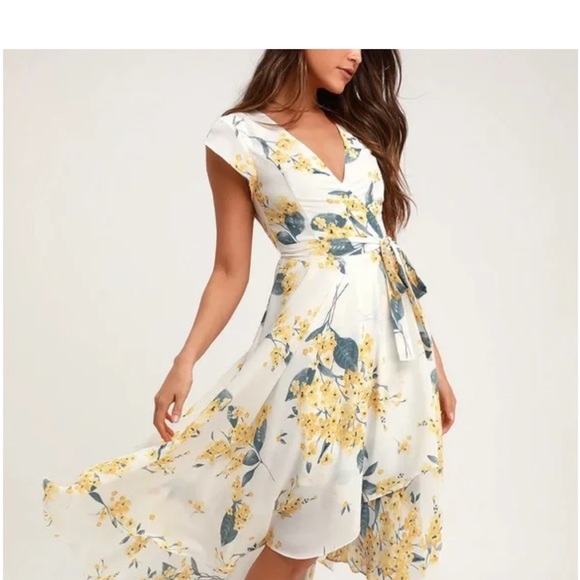 Lulus Dresses & Skirts - Lulu's Floral High-Low Dress in White and Yellow